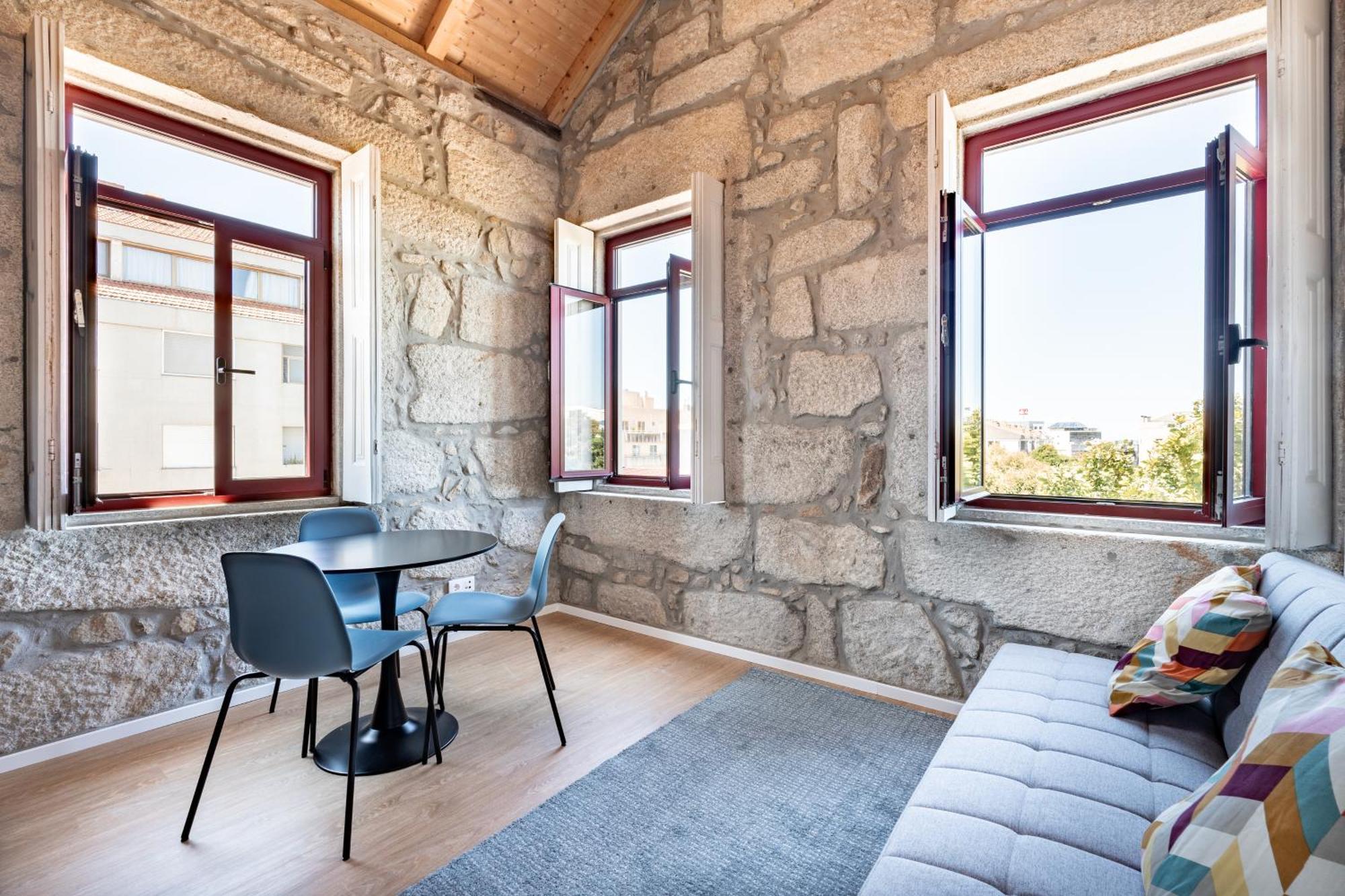 Viva Serralves Vintage House Oporto