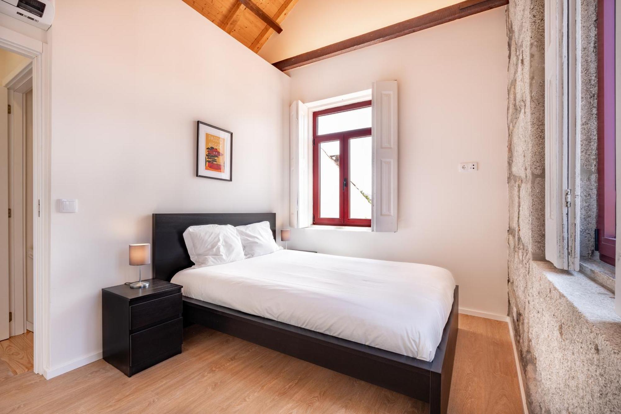 Viva Serralves Vintage House